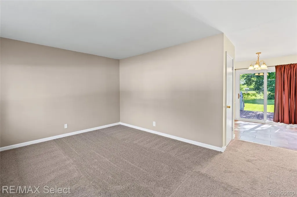 4075 Bristolwood Drive Flint Charter Township MI 48507