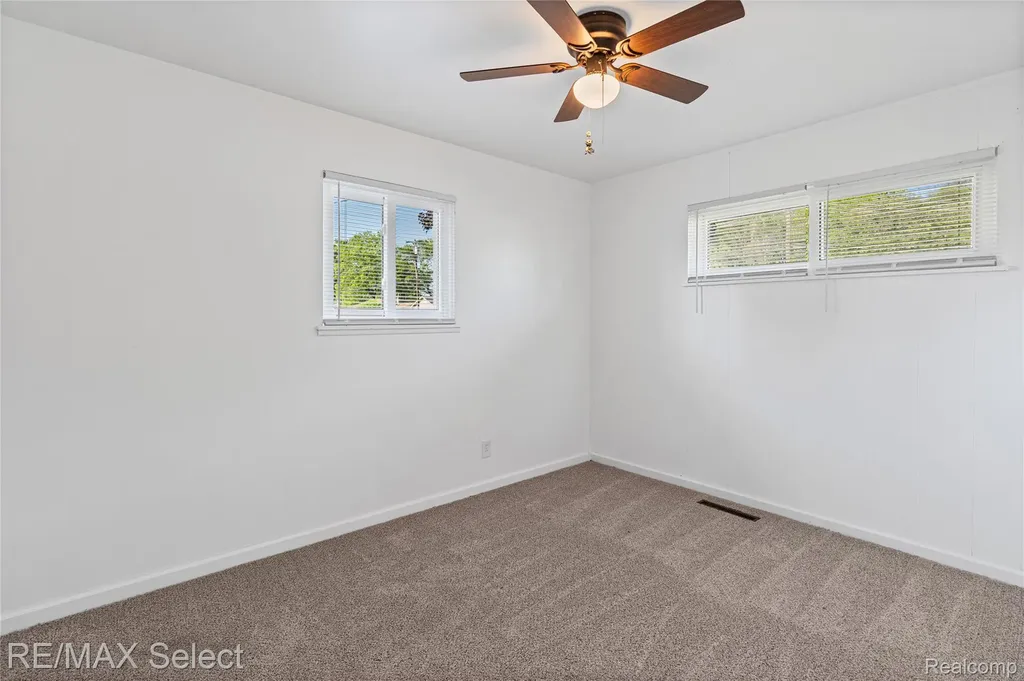 4075 Bristolwood Drive Flint Charter Township MI 48507
