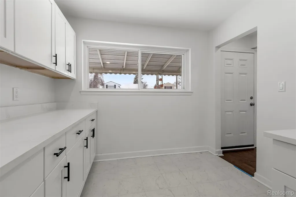 8932 Wormer Redford Charter Township MI 48239