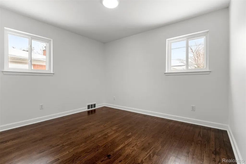 8932 Wormer Redford Charter Township MI 48239