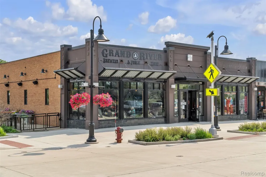 VL-000 Charles Huff Road Howell City MI 48855