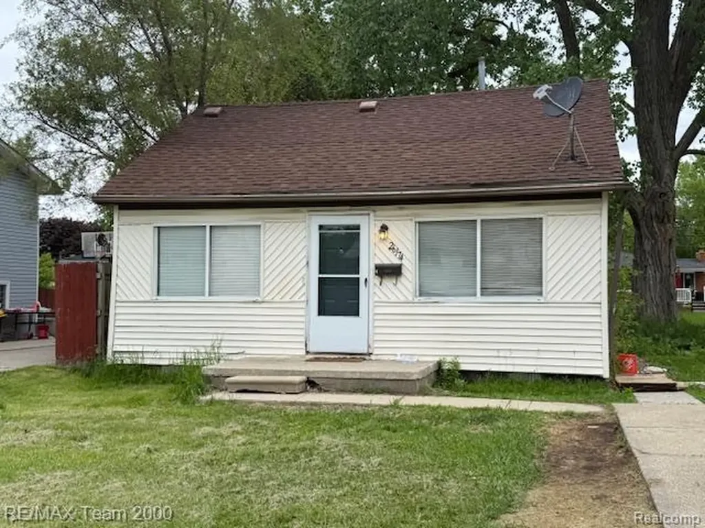 26174 Kitch Street Inkster City MI 48141
