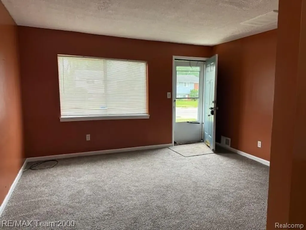 26174 Kitch Street Inkster City MI 48141