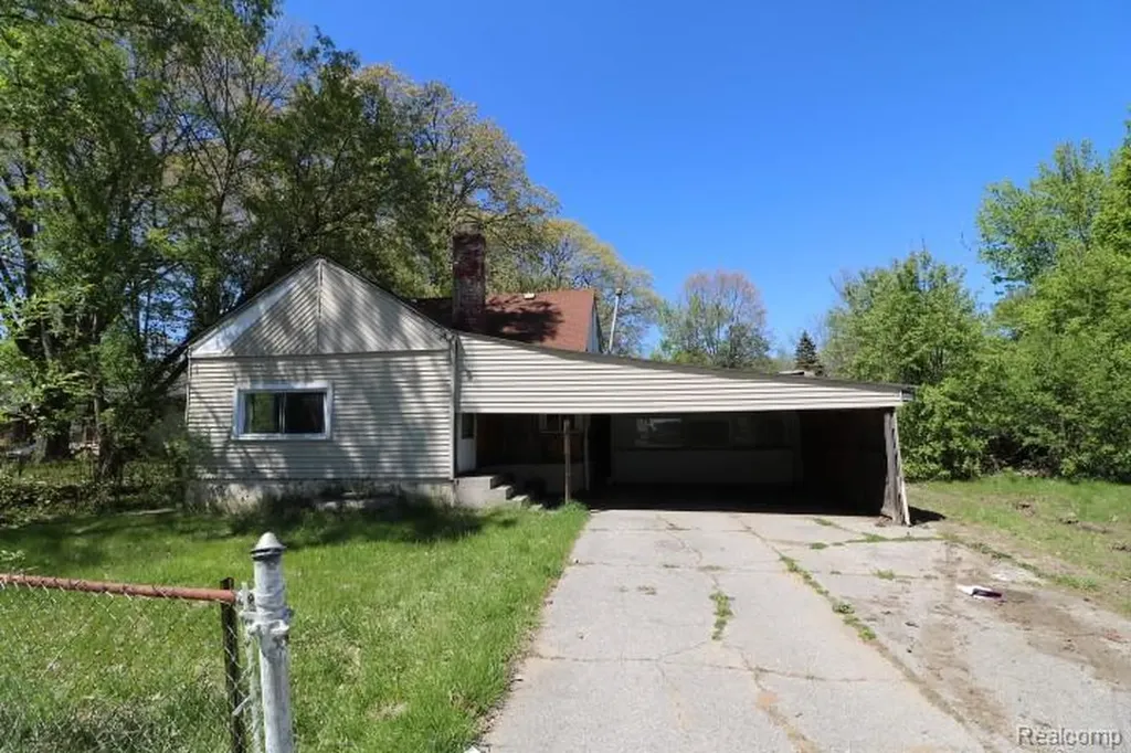 5267 Roberts Drive Genesee Charter Township MI 48506