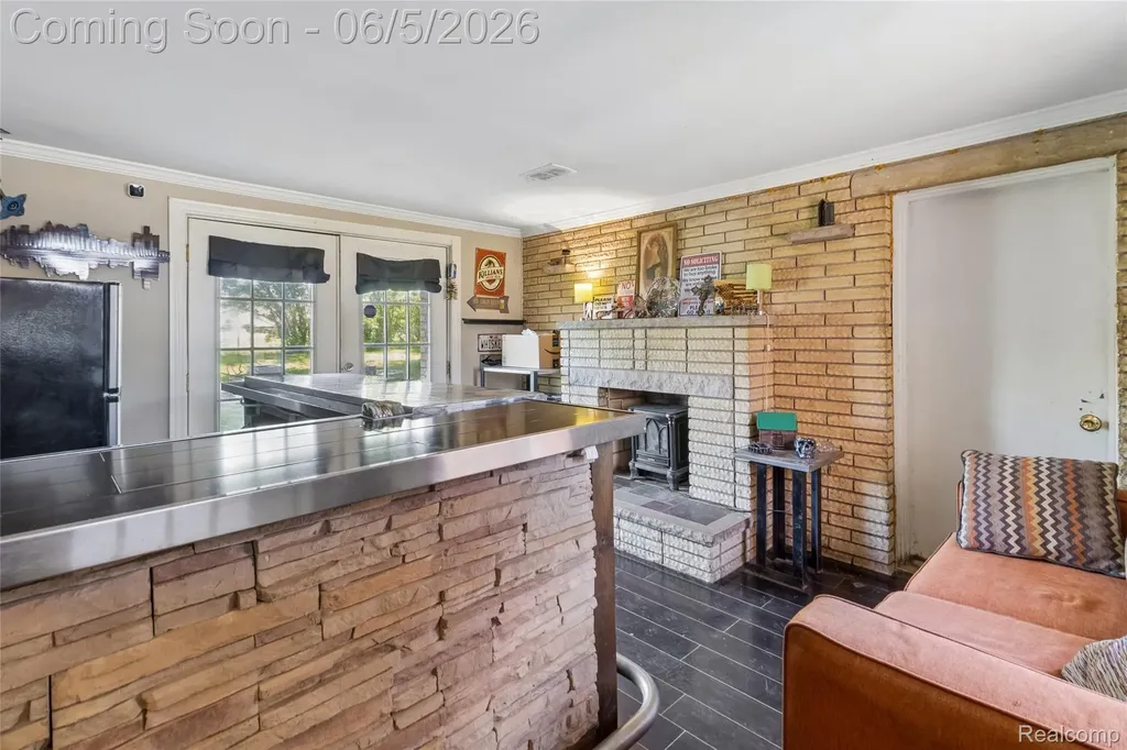 679 Moran Avenue Lincoln Park City MI 48146
