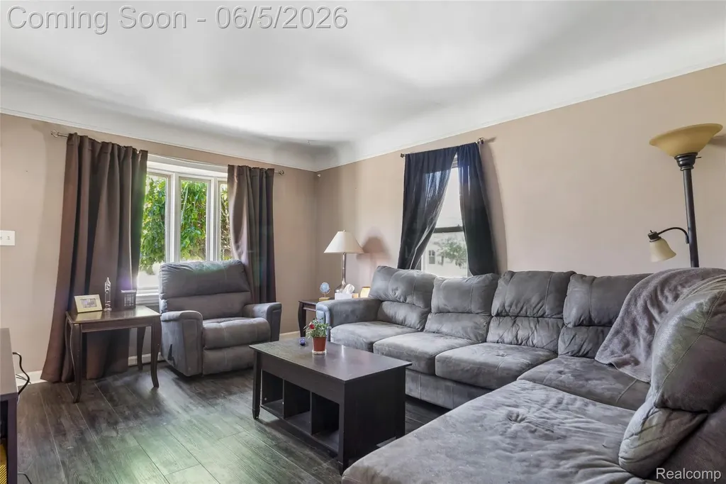 679 Moran Avenue Lincoln Park City MI 48146