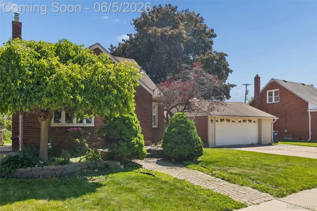 679 Moran Avenue Lincoln Park City MI 48146