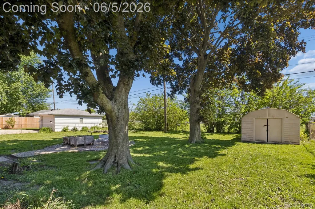 679 Moran Avenue Lincoln Park City MI 48146