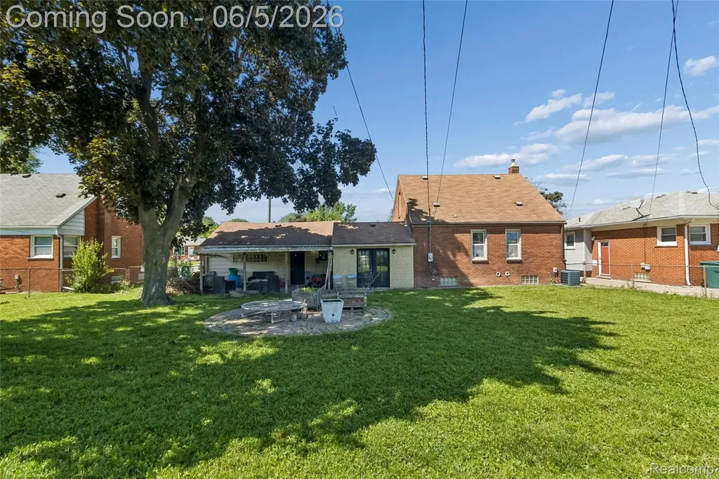 679 Moran Avenue Lincoln Park City MI 48146