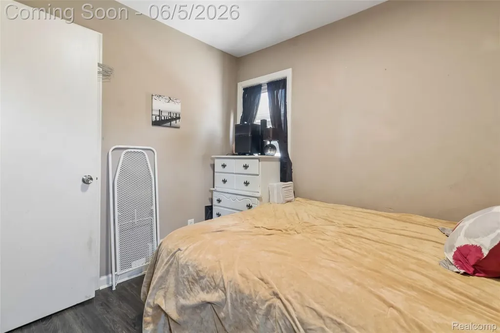 679 Moran Avenue Lincoln Park City MI 48146