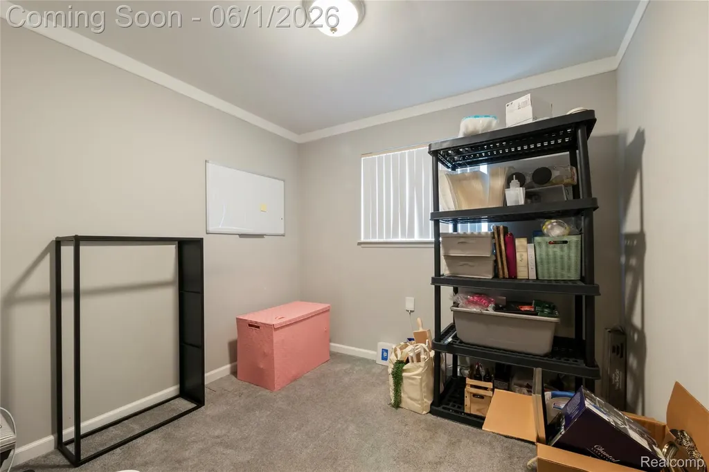 13428 Sarsfield Avenue Warren City MI 48089