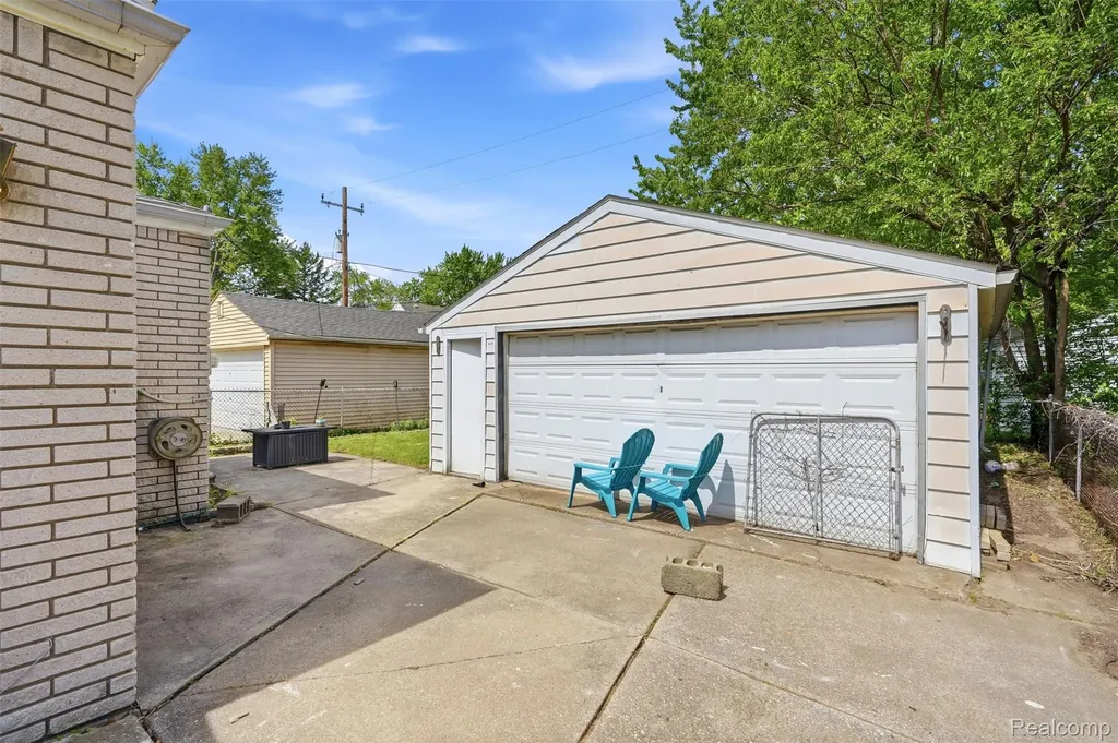 17447 Prospect Street Melvindale City MI 48122
