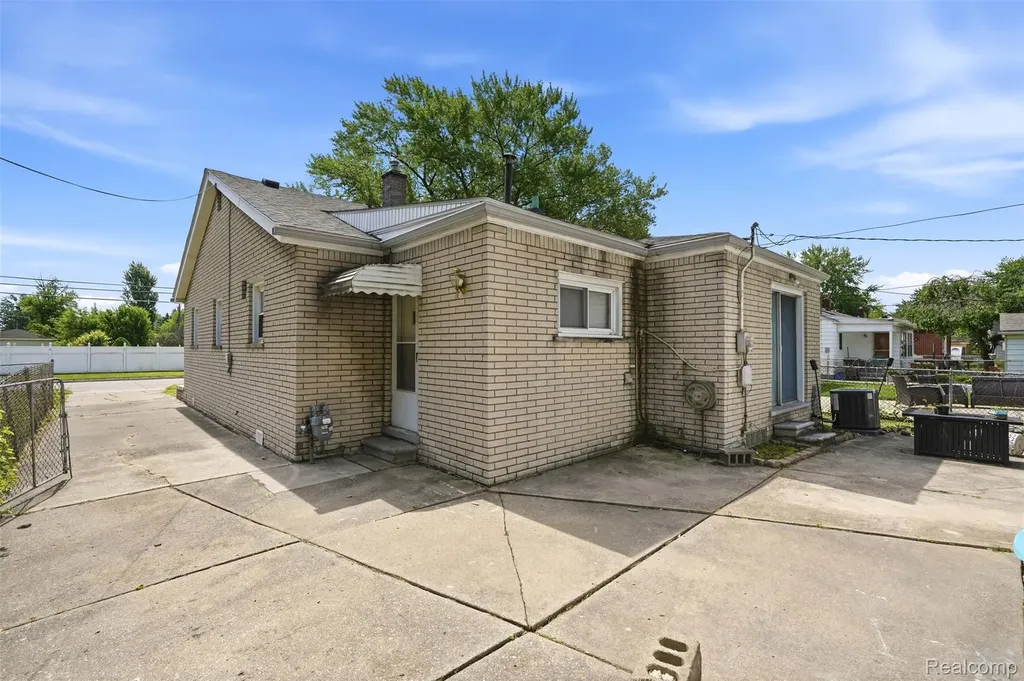 17447 Prospect Street Melvindale City MI 48122