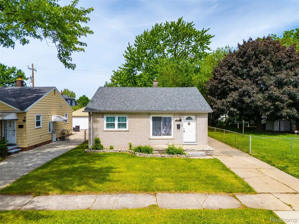 17447 Prospect Street Melvindale City MI 48122
