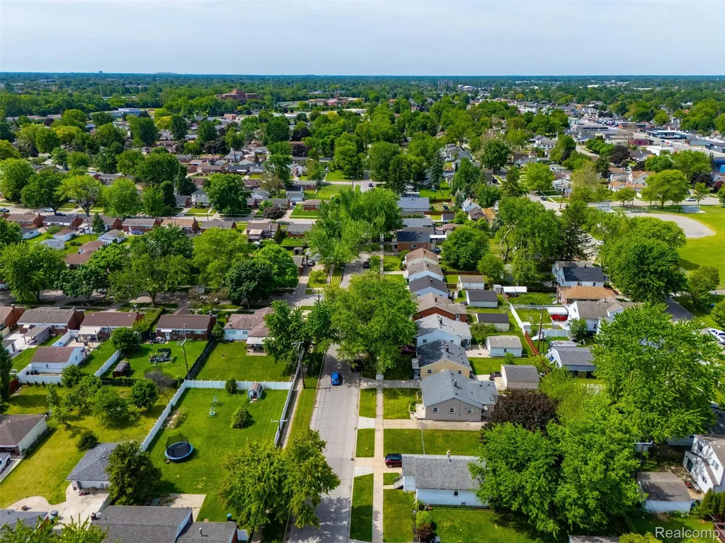 17447 Prospect Street Melvindale City MI 48122