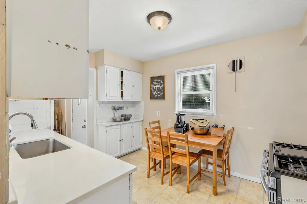 17447 Prospect Street Melvindale City MI 48122