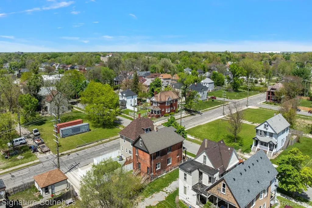 2571 Townsend Street Detroit City MI 48214