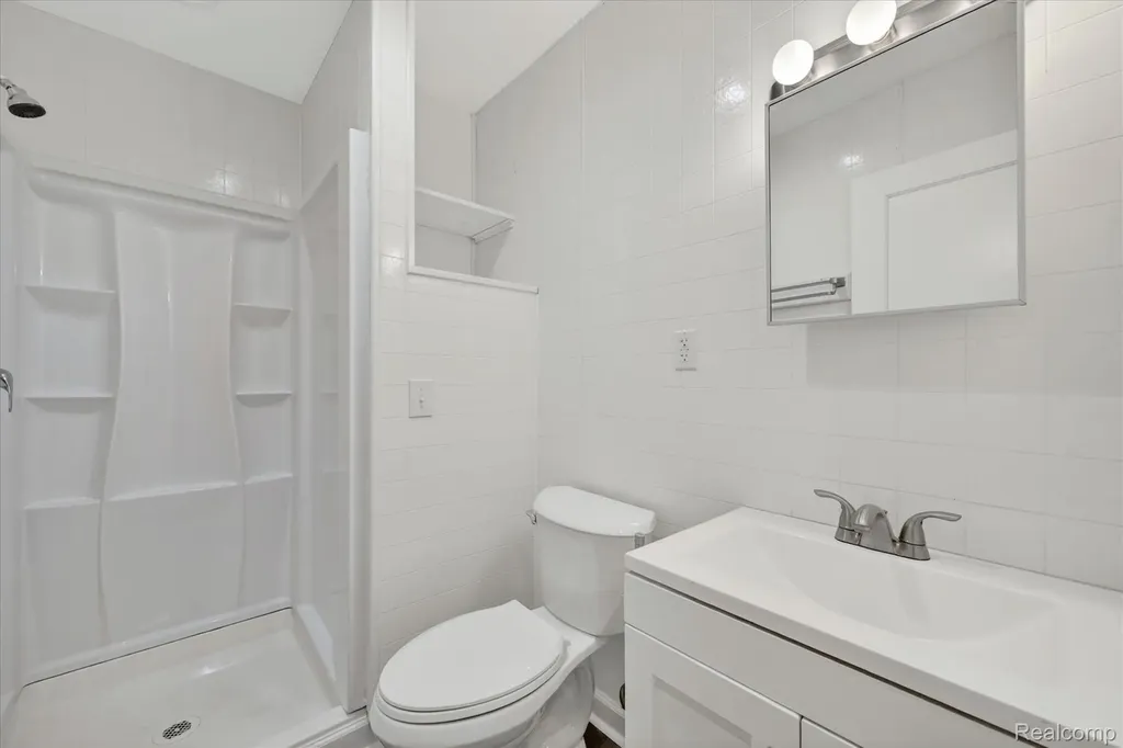 3024 Wolcott Street Ferndale City MI 48220