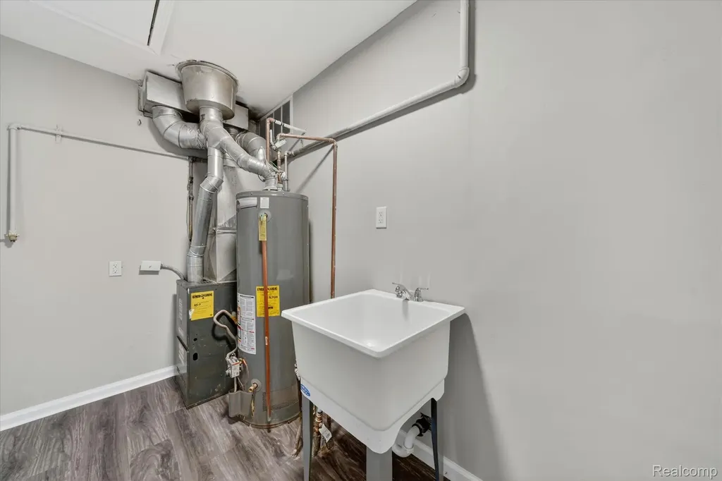 3024 Wolcott Street Ferndale City MI 48220