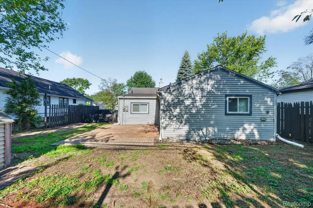 3024 Wolcott Street Ferndale City MI 48220