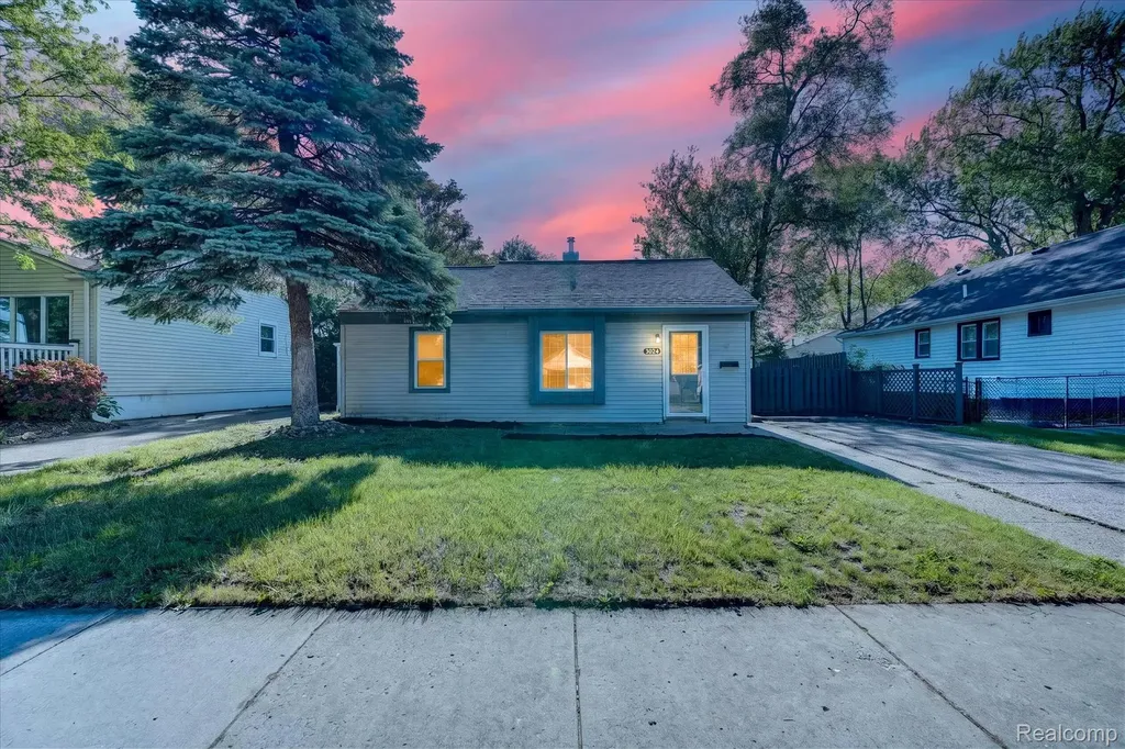 3024 Wolcott Street Ferndale City MI 48220