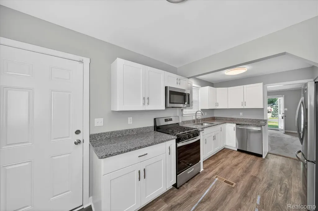 3024 Wolcott Street Ferndale City MI 48220