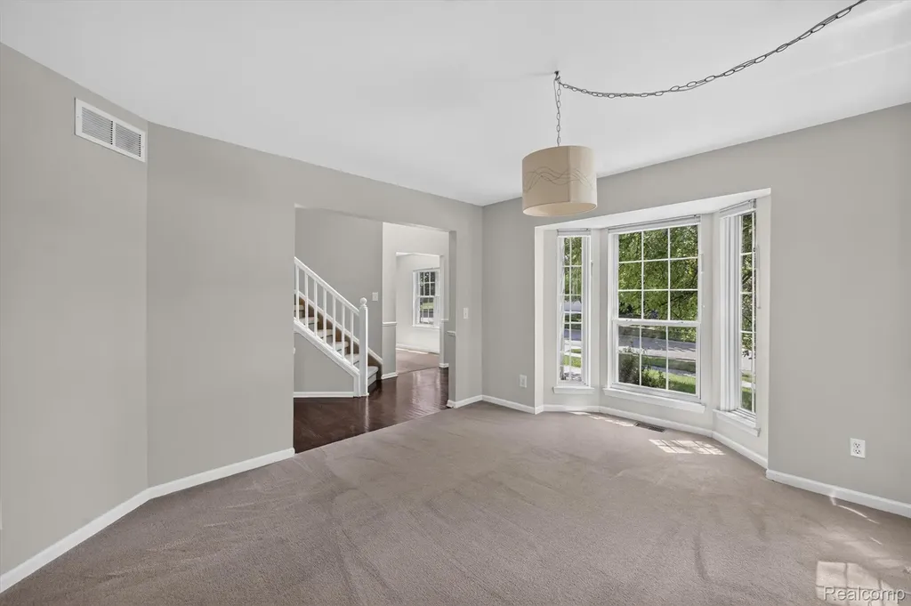 4895 Greenview Drive Commerce Charter Township MI 48382