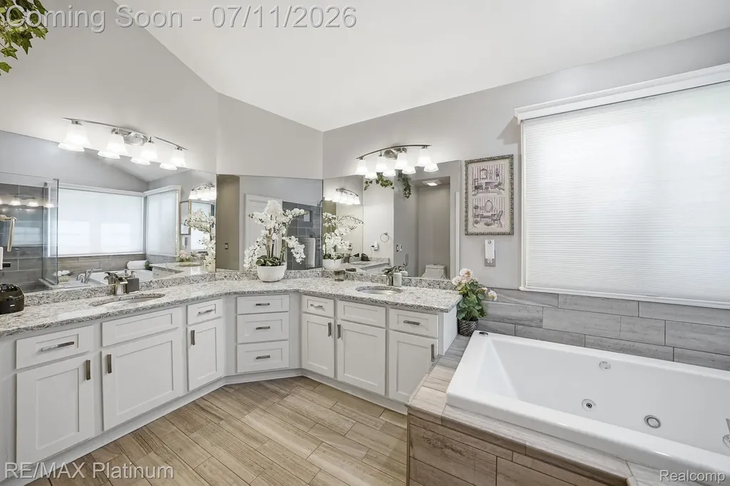 9159 Toddsway Drive Brighton Township MI 48114