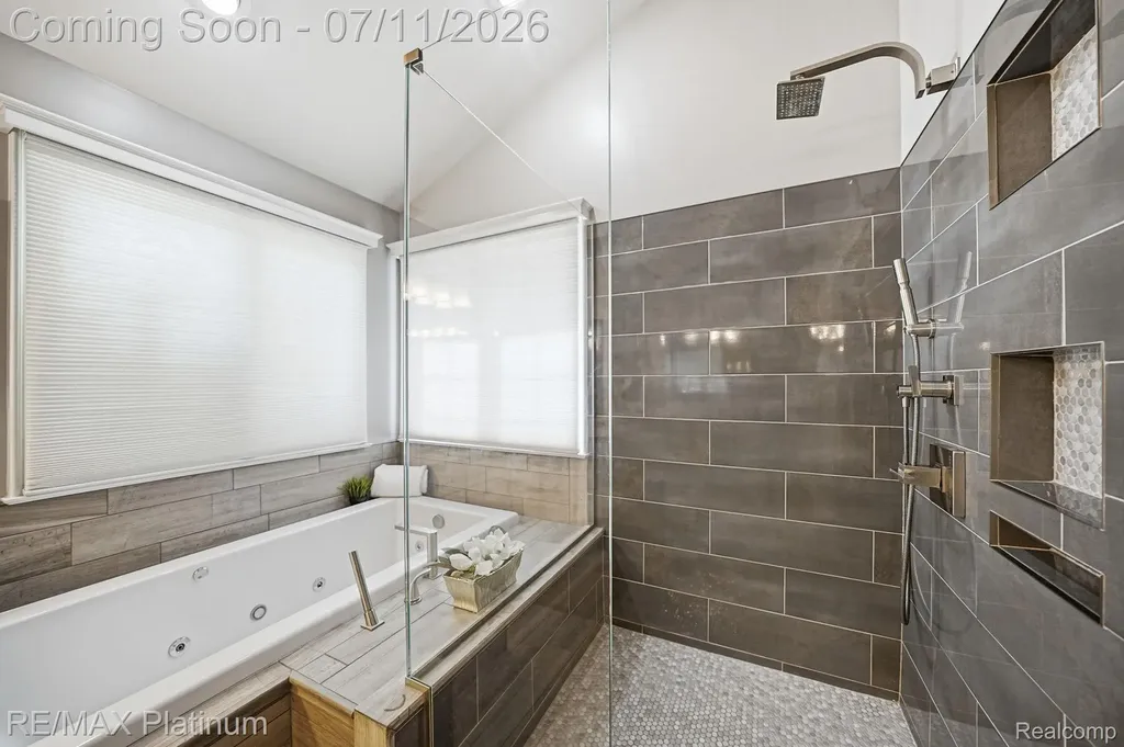 9159 Toddsway Drive Brighton Township MI 48114