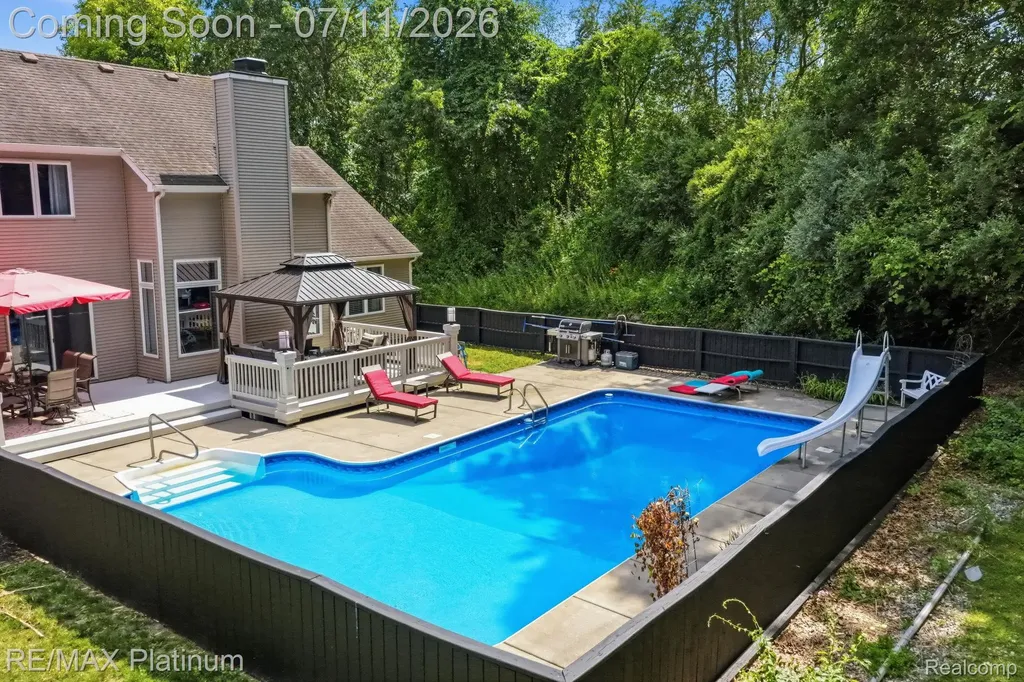 9159 Toddsway Drive Brighton Township MI 48114