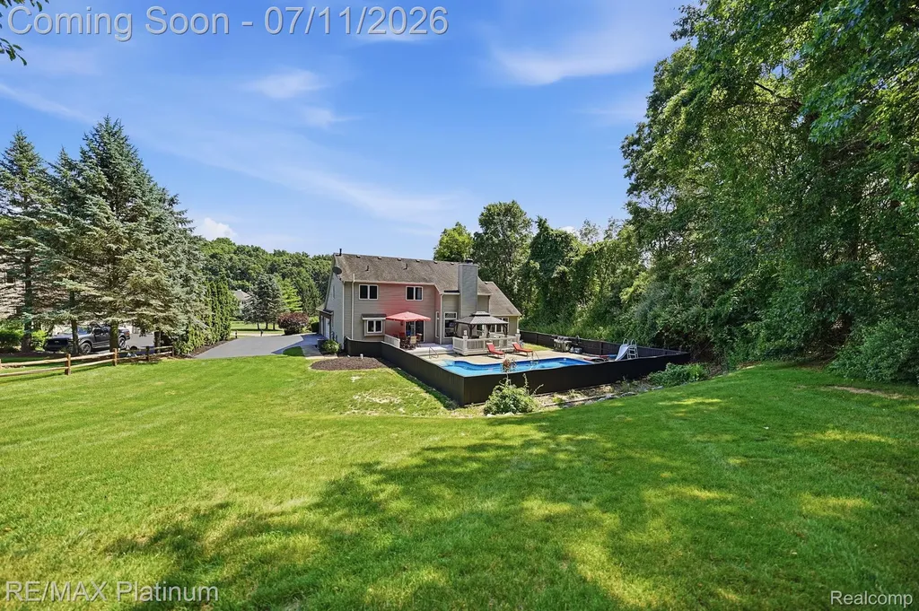 9159 Toddsway Drive Brighton Township MI 48114
