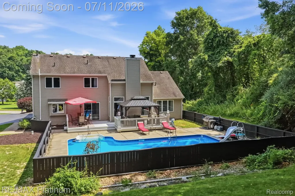9159 Toddsway Drive Brighton Township MI 48114