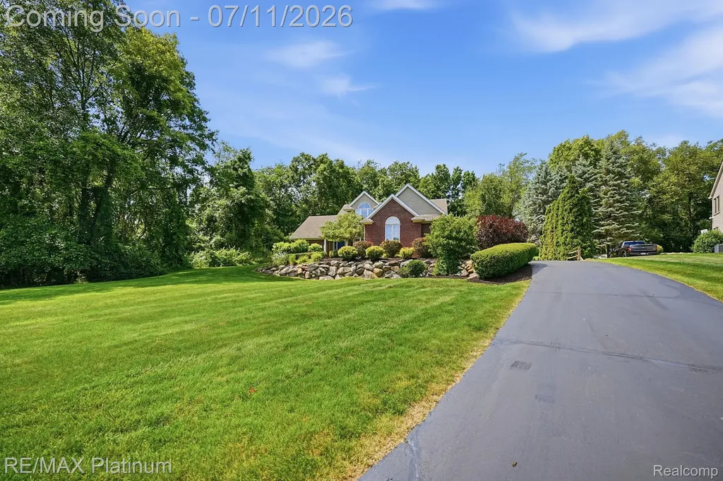 9159 Toddsway Drive Brighton Township MI 48114