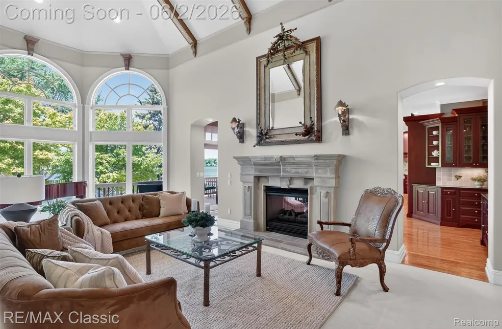 2360 Private Drive Lake Angelus City MI 48329