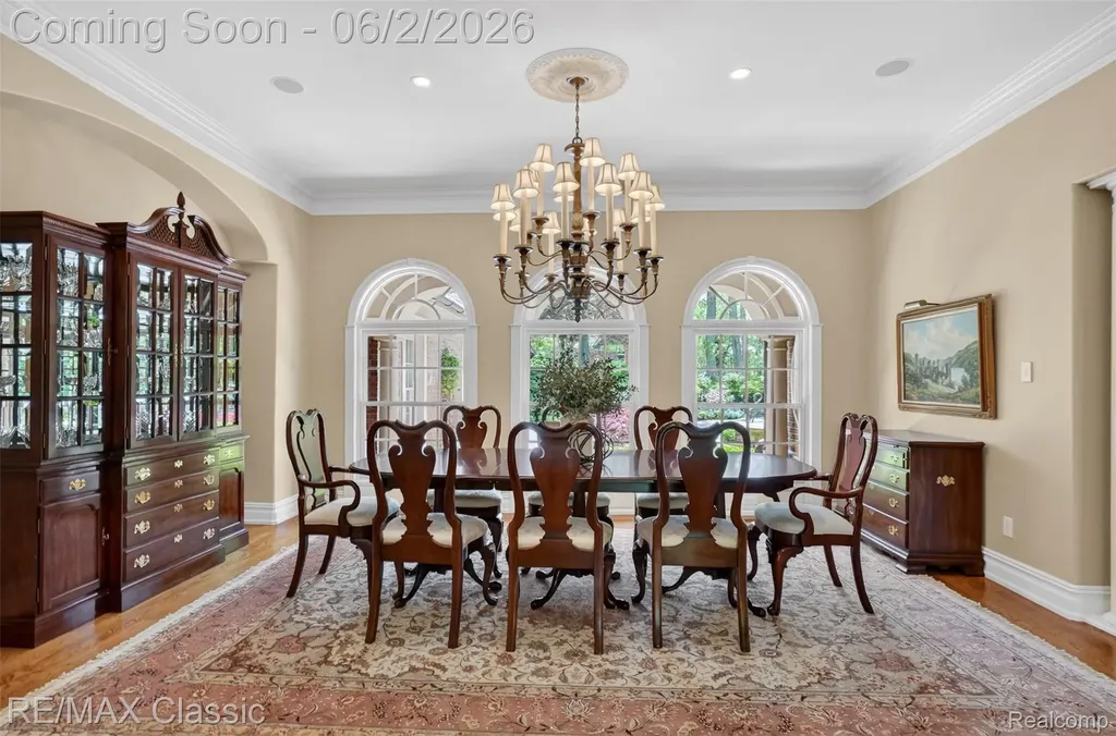 2360 Private Drive Lake Angelus City MI 48329