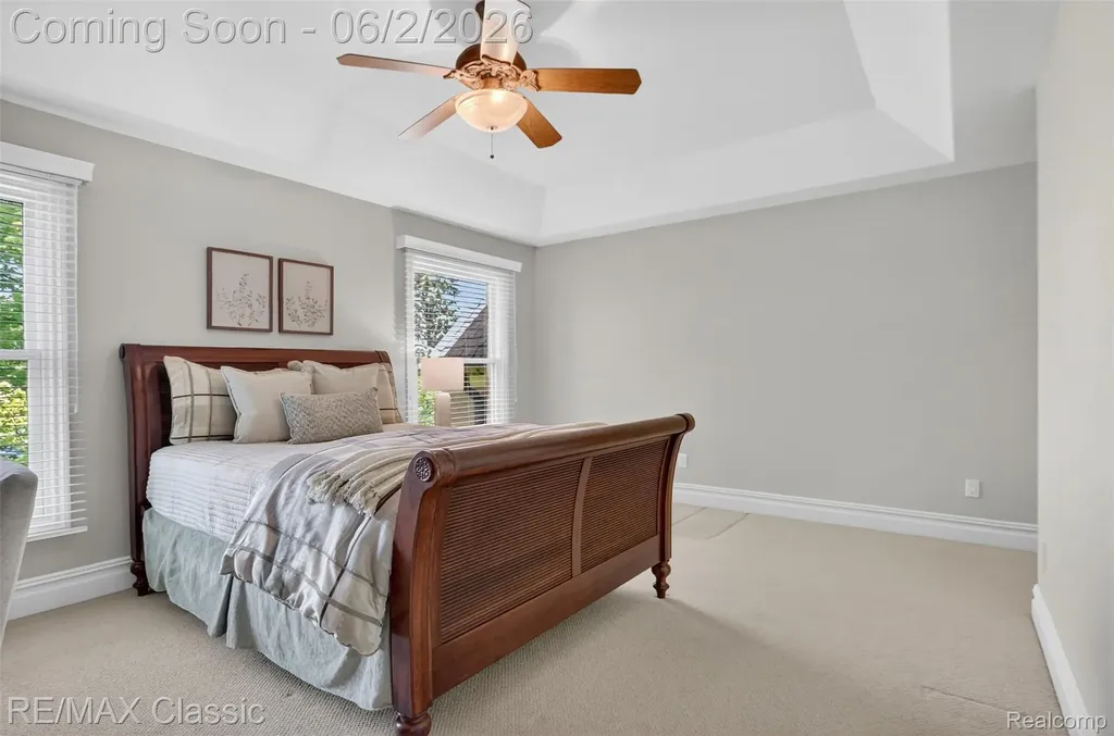 2360 Private Drive Lake Angelus City MI 48329