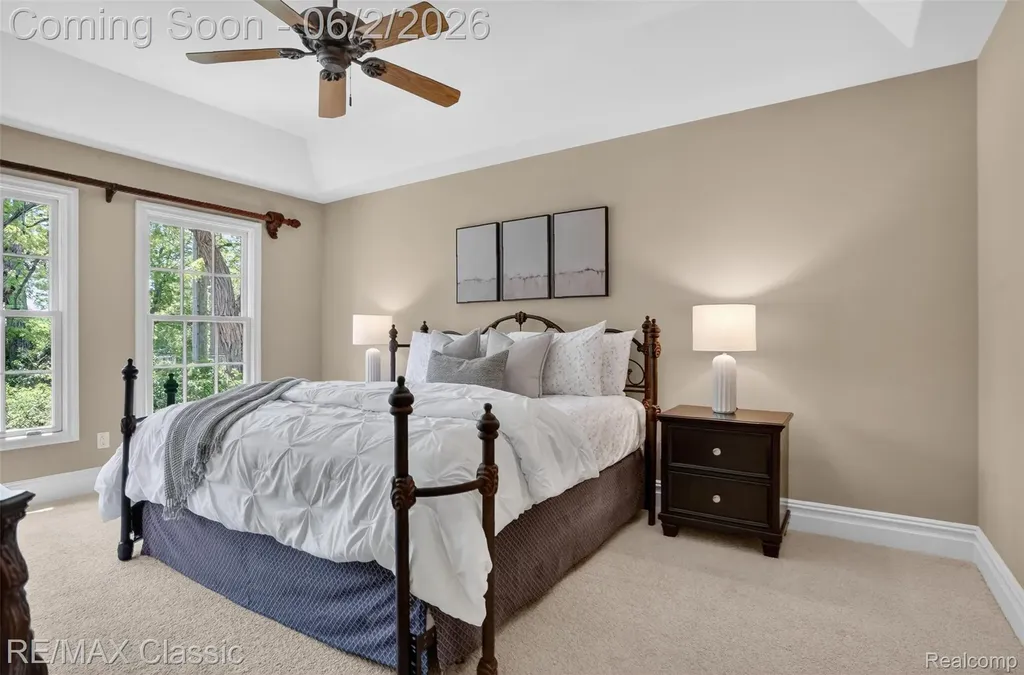 2360 Private Drive Lake Angelus City MI 48329