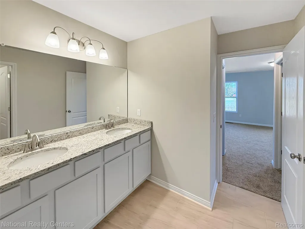 305 Devonshire Drive Lapeer City MI 48446