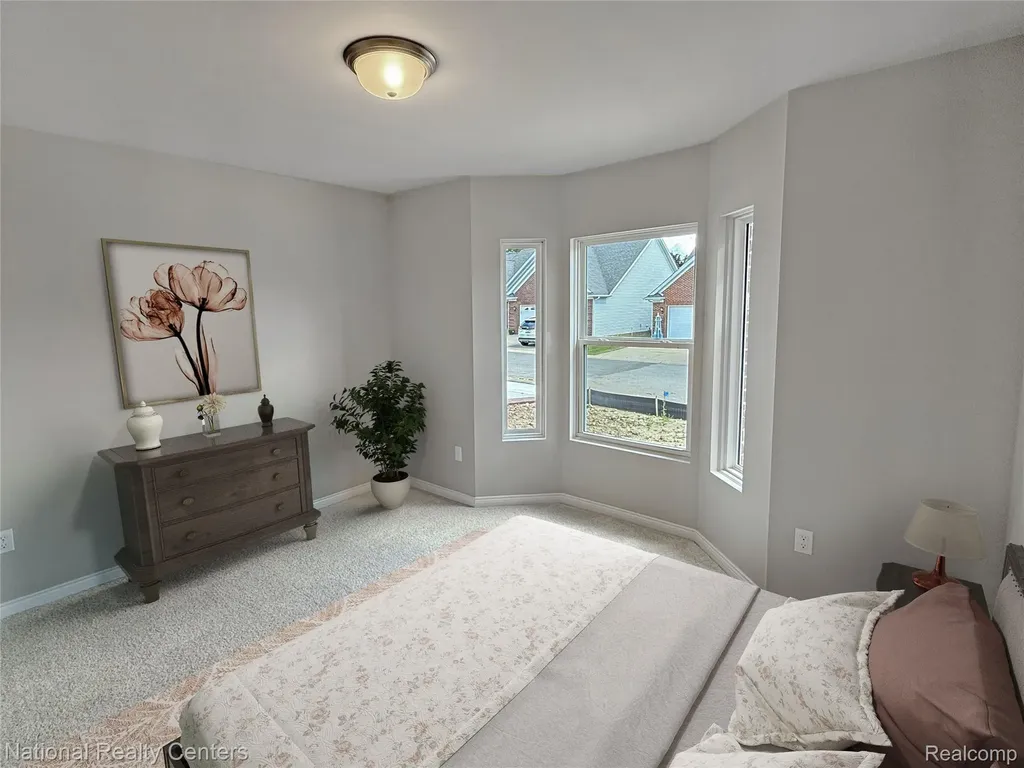 305 Devonshire Drive Lapeer City MI 48446