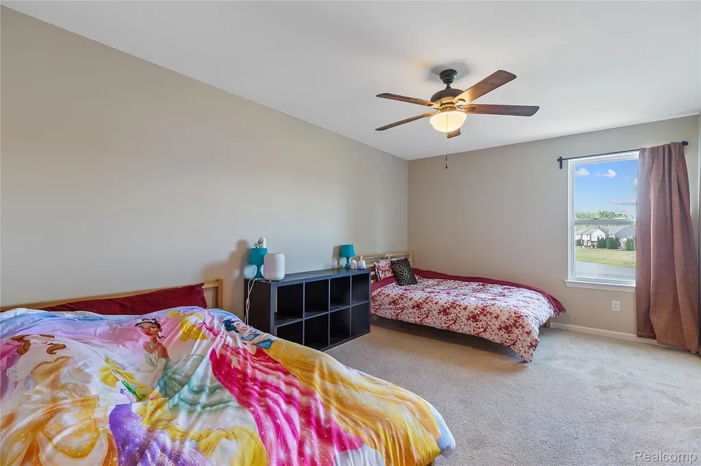 28547 Oakmonte Circle E Lyon Charter Township MI 48165