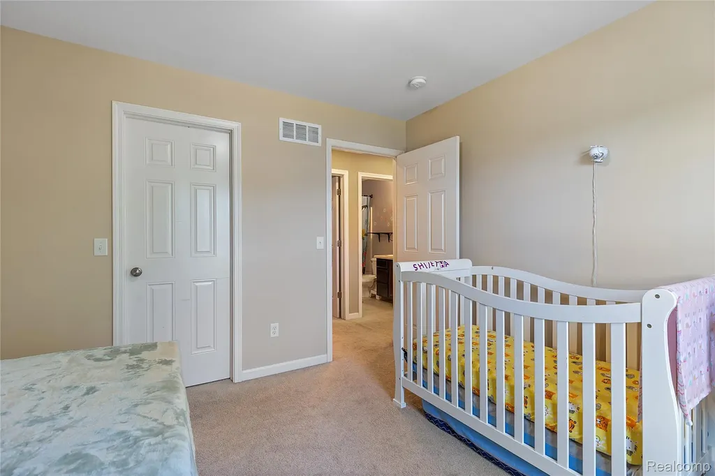 28547 Oakmonte Circle E Lyon Charter Township MI 48165