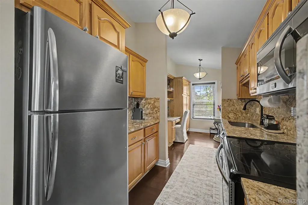 20872 E Glen Haven Circle Northville City MI 48167