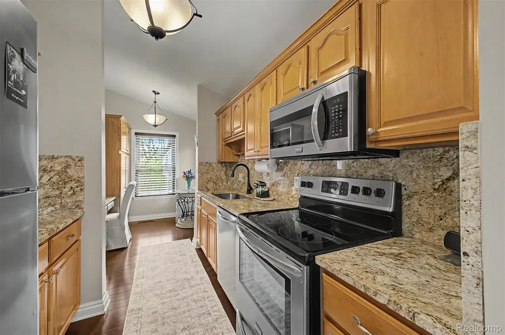 20872 E Glen Haven Circle Northville City MI 48167