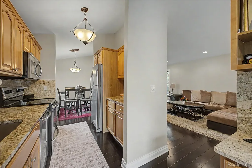 20872 E Glen Haven Circle Northville City MI 48167