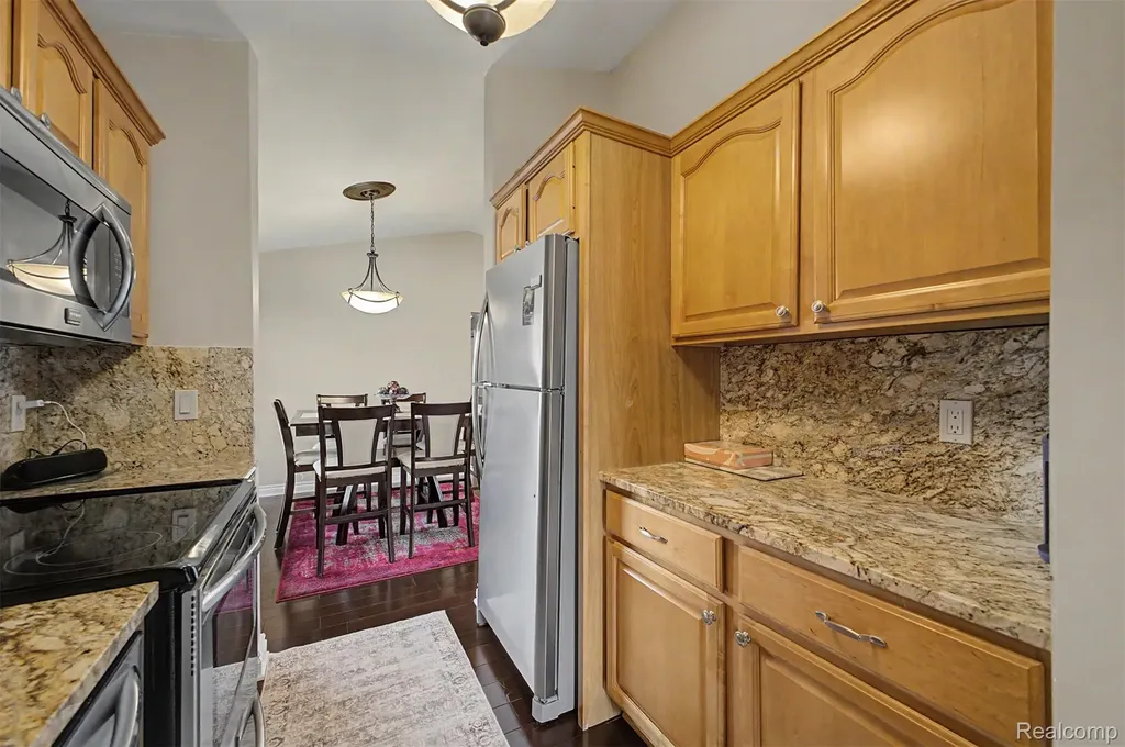 20872 E Glen Haven Circle Northville City MI 48167