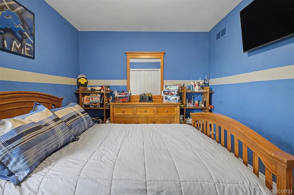 20872 E Glen Haven Circle Northville City MI 48167