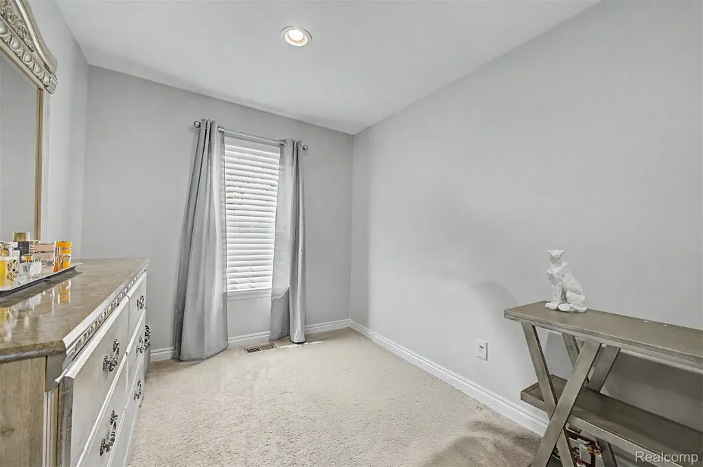 20872 E Glen Haven Circle Northville City MI 48167