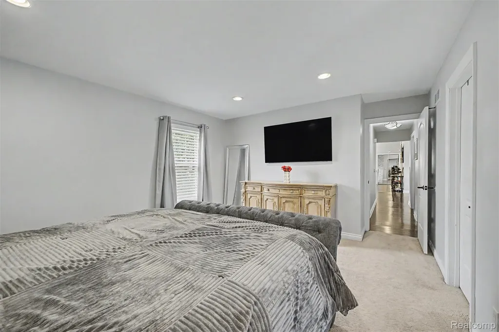 20872 E Glen Haven Circle Northville City MI 48167