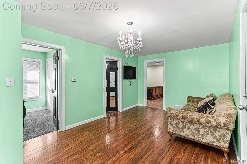 9983 Quincy Street Detroit City MI 48204