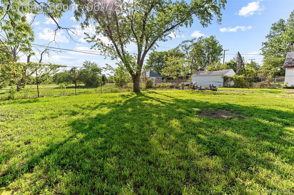 9983 Quincy Street Detroit City MI 48204